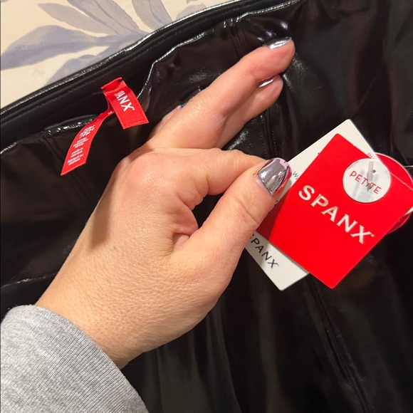 SPANX NWT $128 Sleek Core Shaping Technology ~Women's Pants XS - Picture 5 of 5
